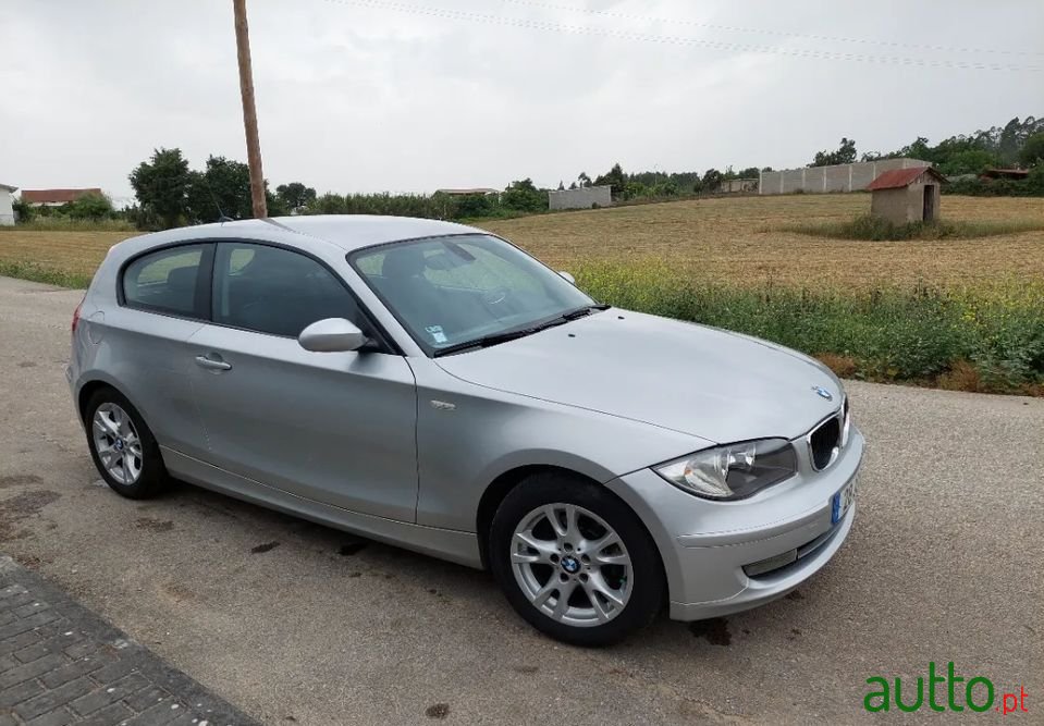 2010' BMW 116 photo #2