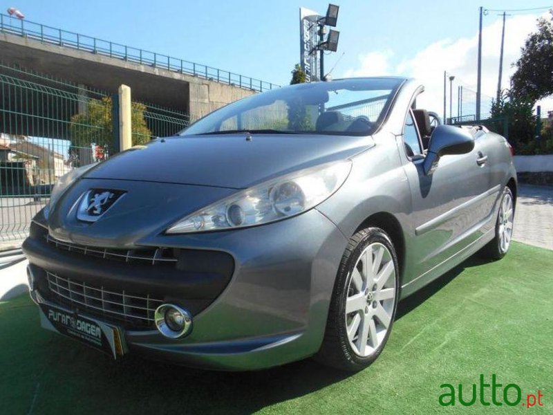 2008' Peugeot 207-Cc 1.6 Hdi Fap photo #2