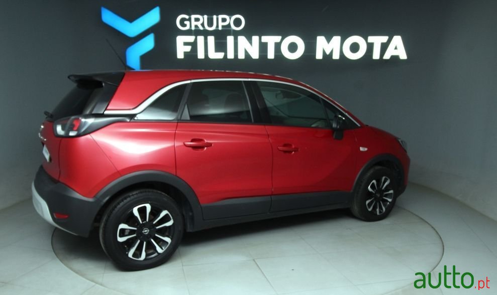 2024' Opel Crossland 1.2 Elegance Pack photo #2
