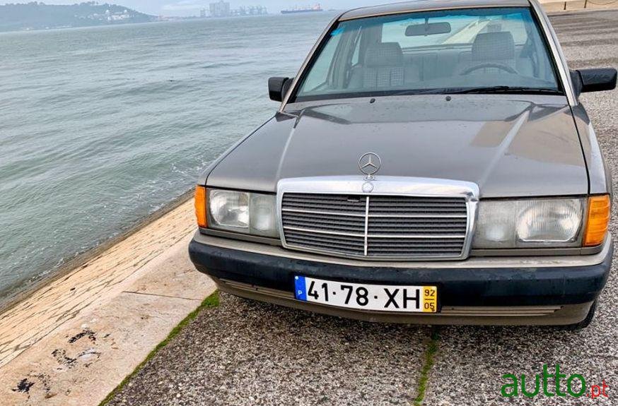 1992' Mercedes-Benz 190 2.0 photo #4