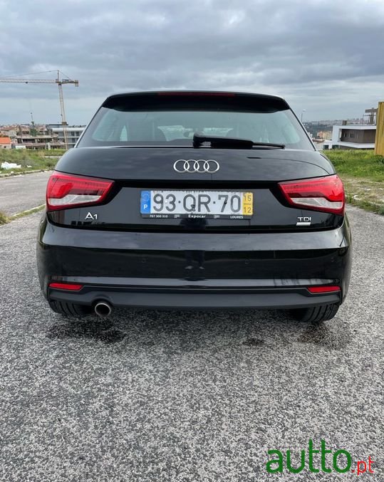 2015' Audi A1 photo #3