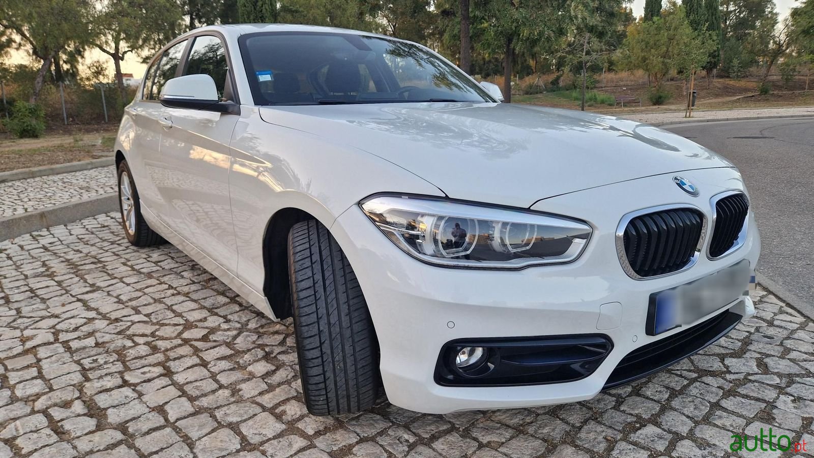 2019' BMW 116 photo #1