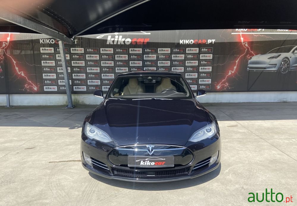 2015' Tesla Model S 85D photo #2