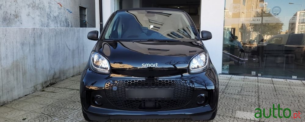 2020' Smart Fortwo Eq Passion photo #2