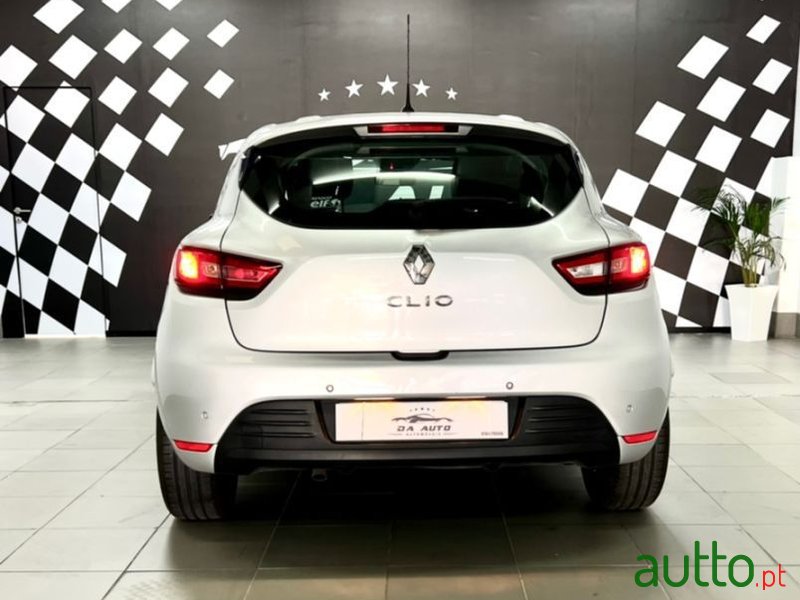 2018' Renault Clio photo #6