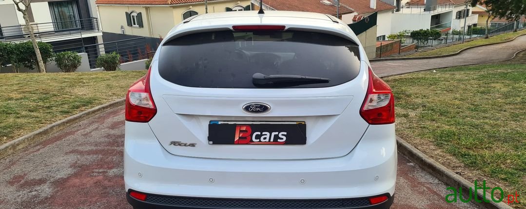 2013' Ford Focus photo #5