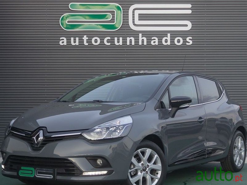 2019' Renault Clio 0.9 Tce Limited photo #3