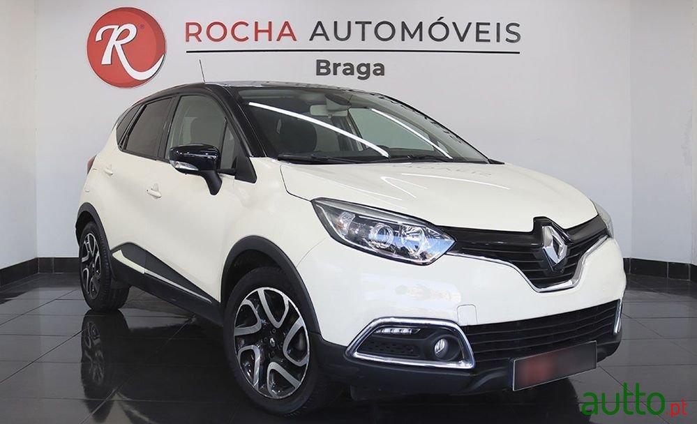 2014' Renault Captur 0.9 Tce Expression photo #2