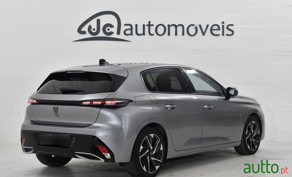 2024' Peugeot 308 photo #2