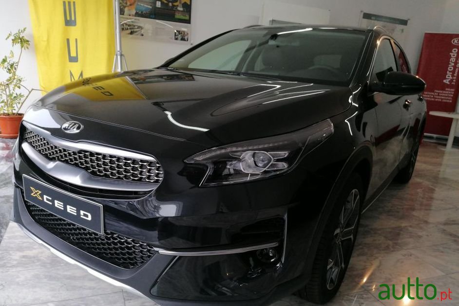 2020' Kia Xceed photo #2