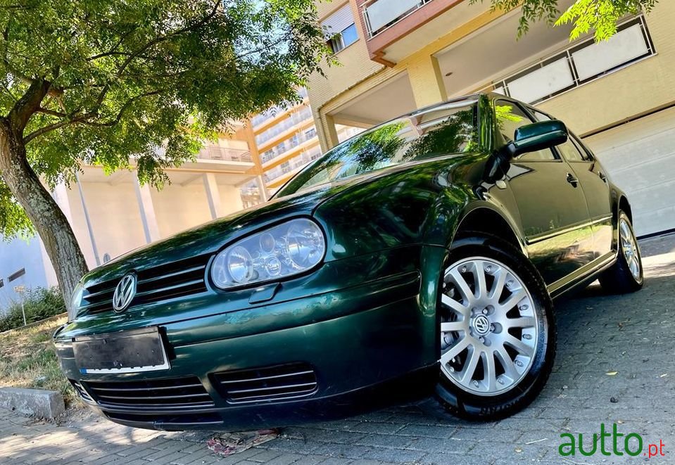 1998' Volkswagen Golf photo #1