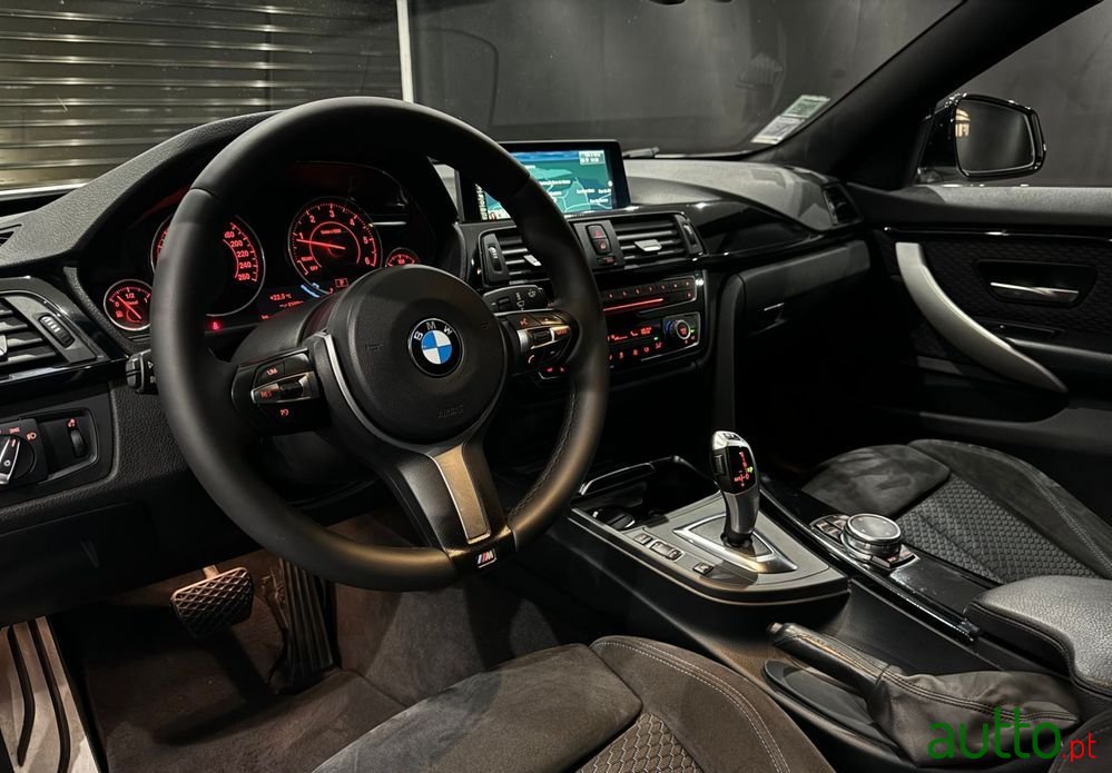 2016' BMW Série 4 D Pack M Auto photo #6