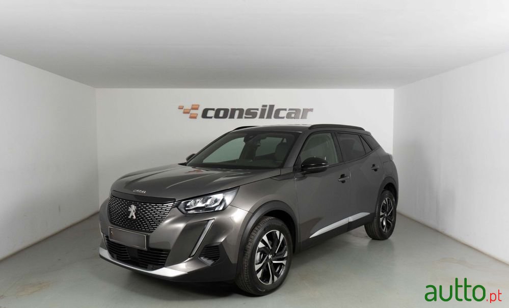 2023' Peugeot 2008 photo #1