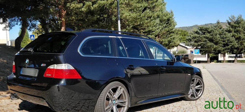 2007' BMW 520 D Touring Edition Sport photo #2