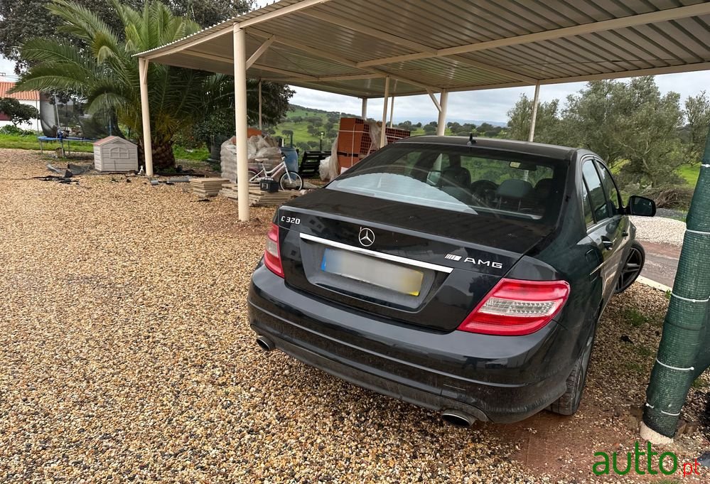 2007' Mercedes-Benz Classe C photo #6