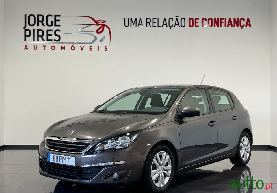 2015' Peugeot 308 photo #1