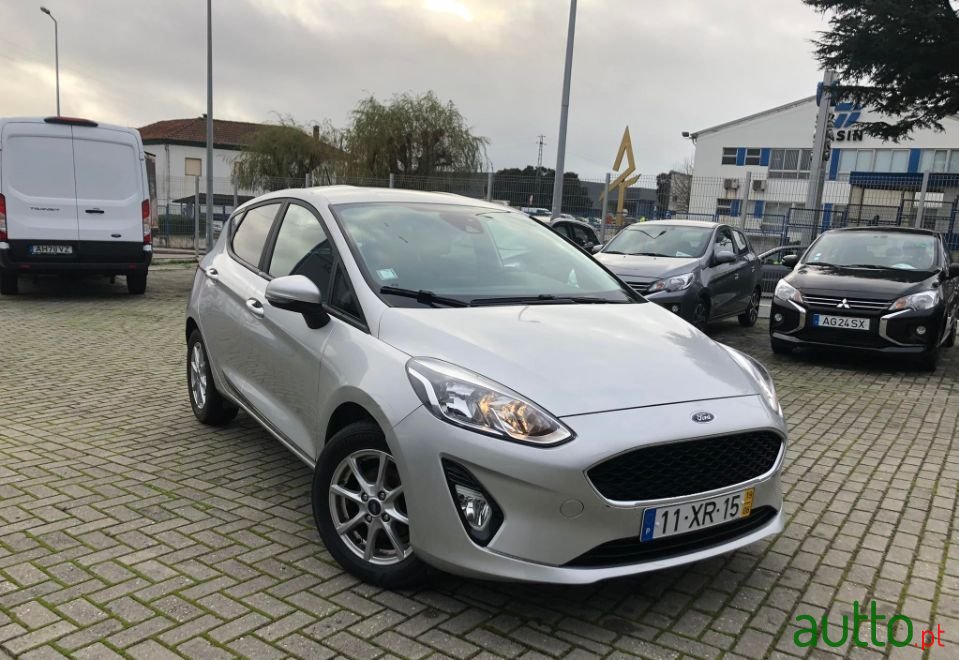 2019' Ford Fiesta photo #2