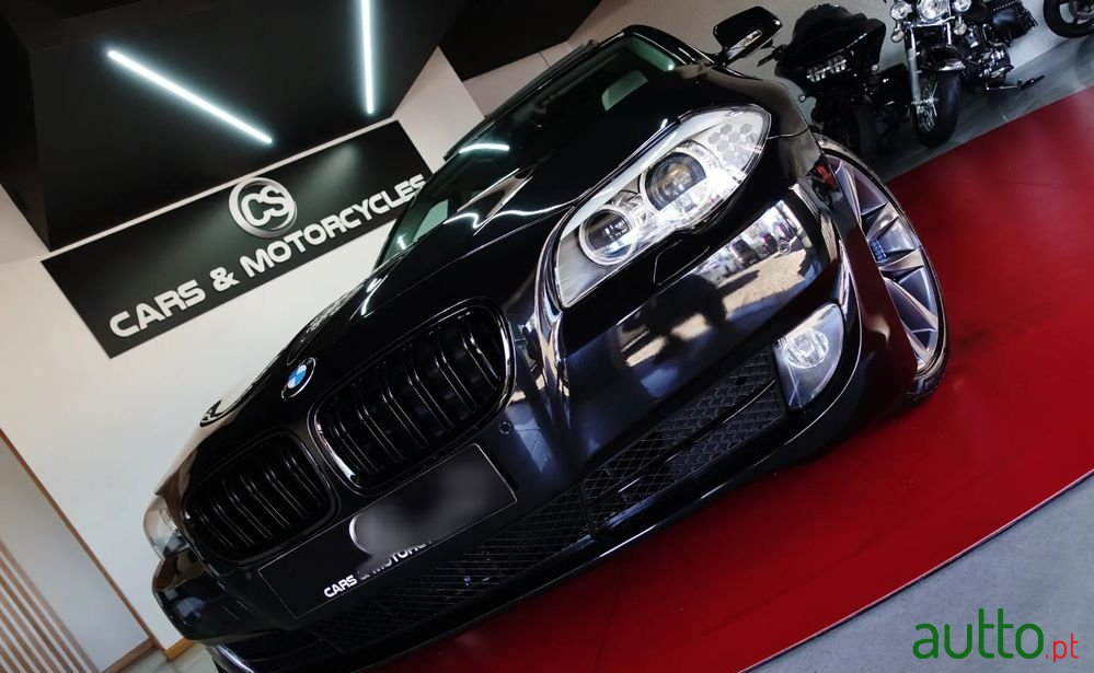 2012' BMW Série 5 D Pack M photo #5