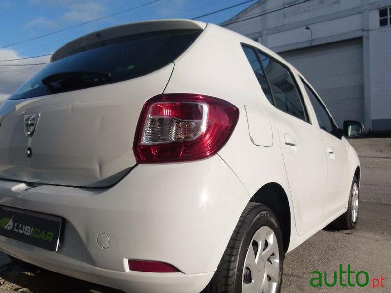 2013' Dacia Sandero 0.9 Tce Pack photo #2