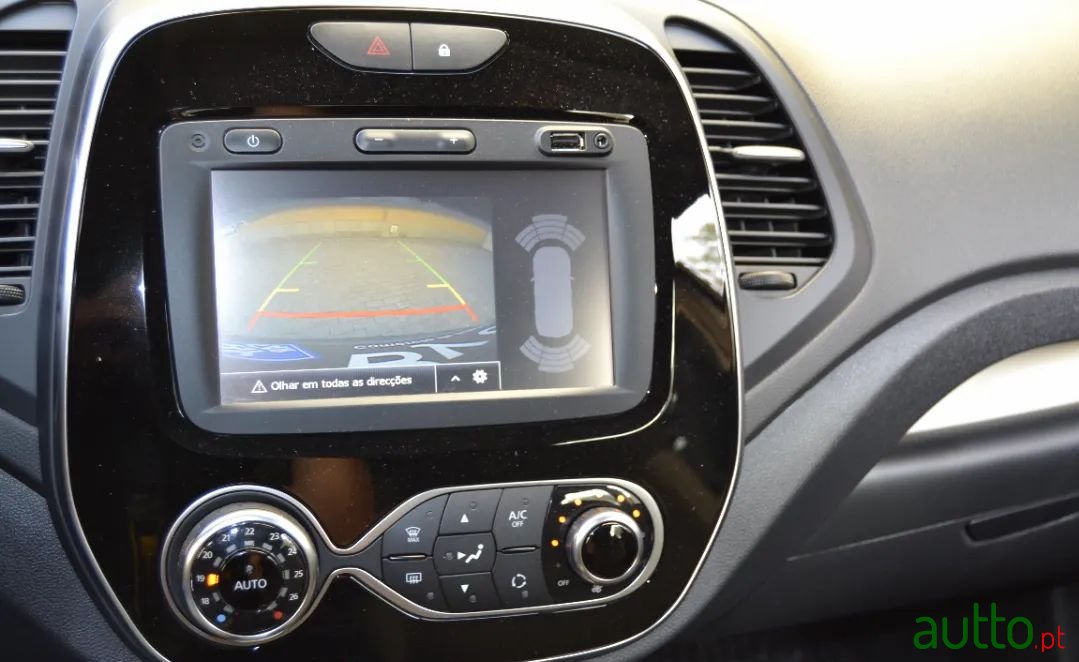 2017' Renault Captur photo #3