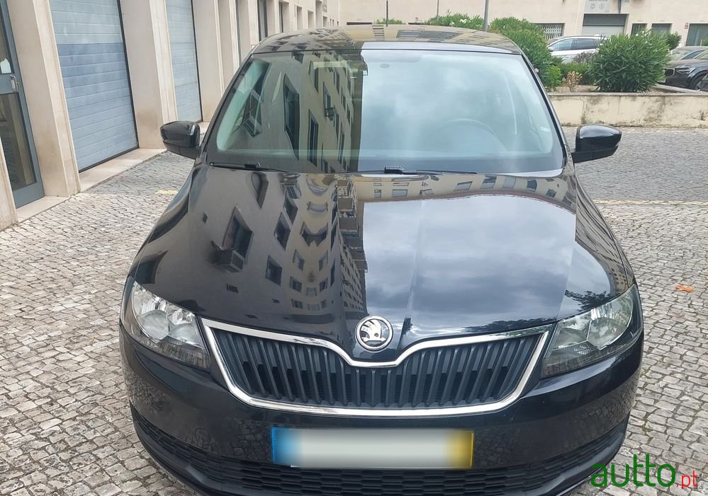 2018' Skoda Rapid 1.6 Tdi Active photo #1