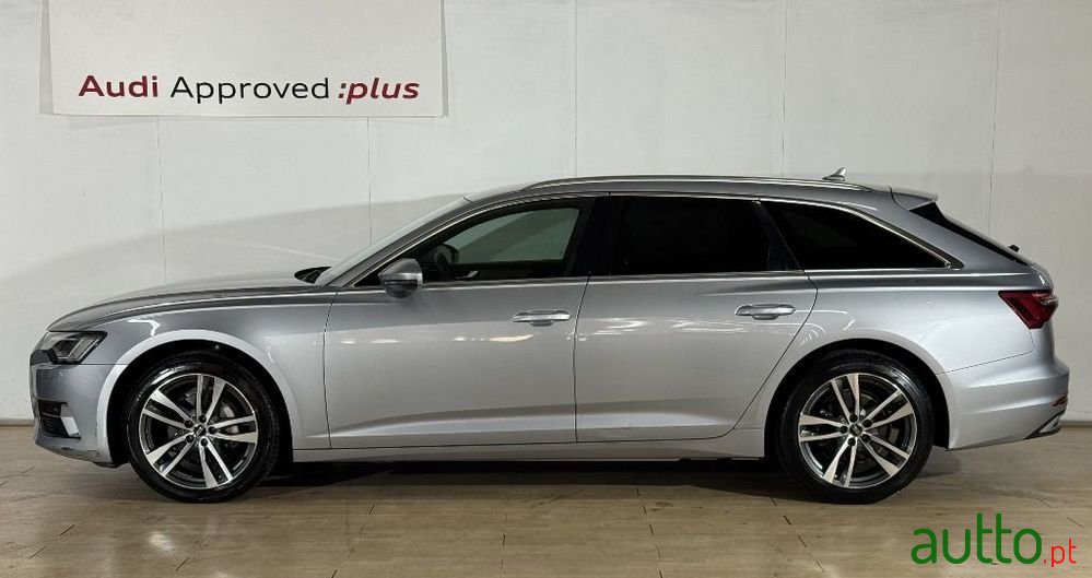 2024' Audi A6 Avant photo #2