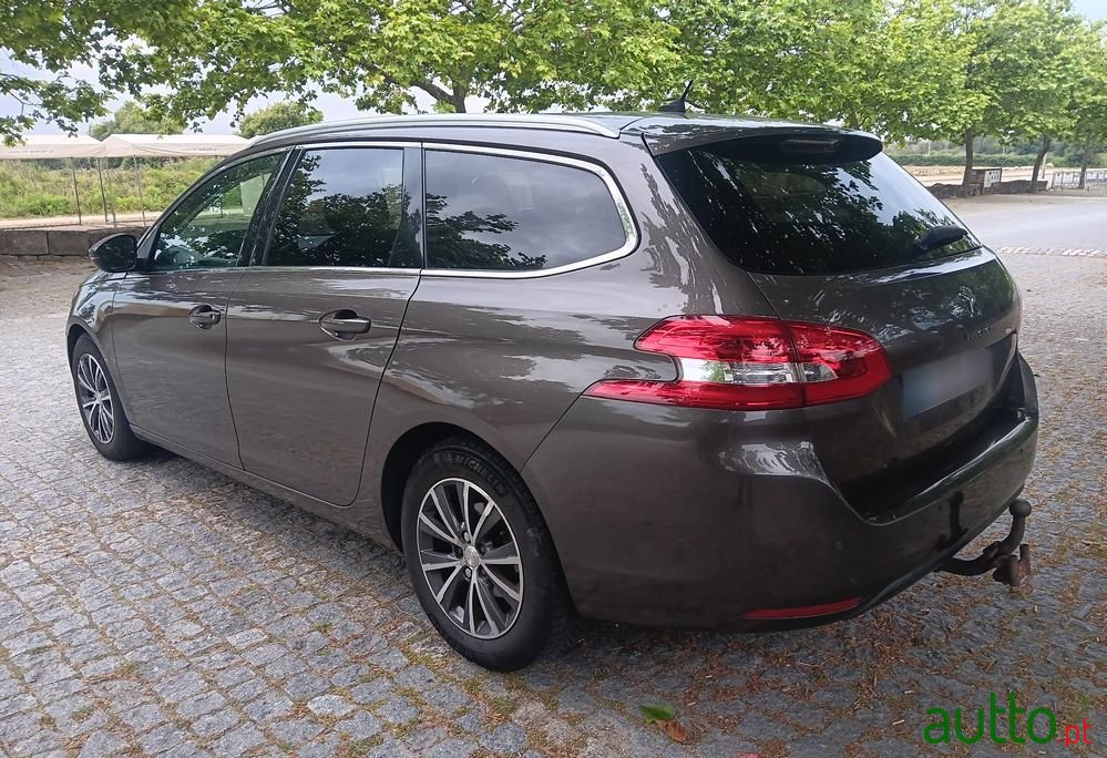 2014' Peugeot 308 Sw photo #4
