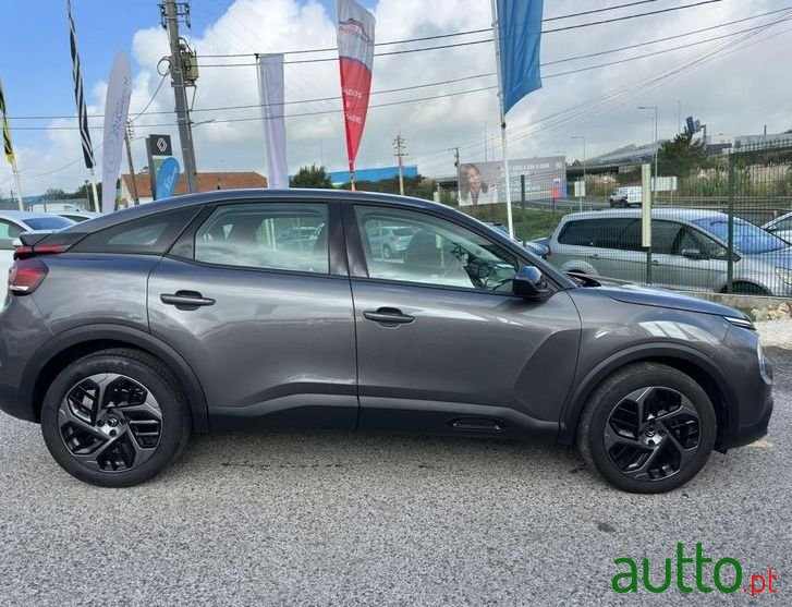 2022' Citroen C4 photo #4