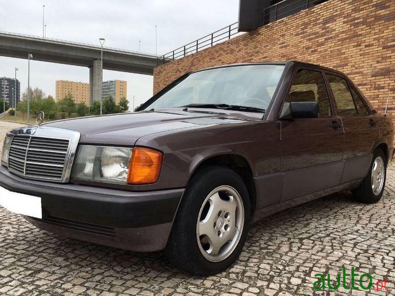 1992' Mercedes-Benz 190 1.8 E photo #2