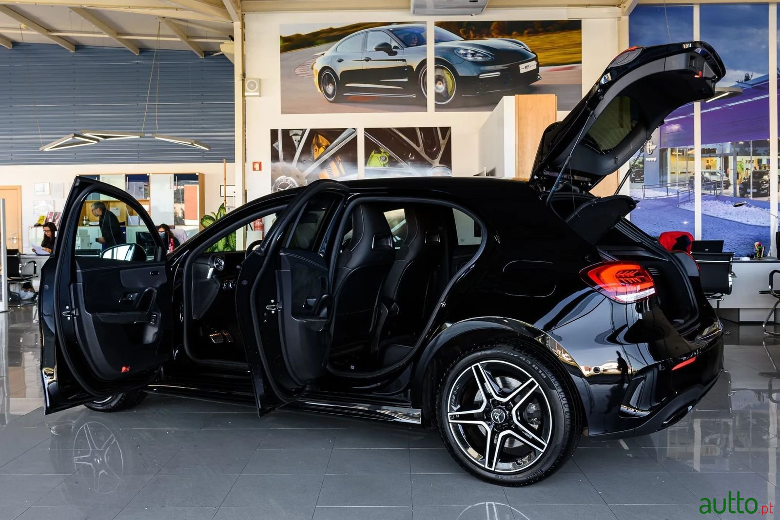 2020' Mercedes-Benz A-250 photo #3