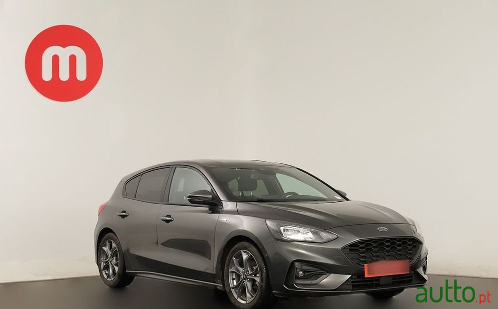 2021' Ford Focus photo #1