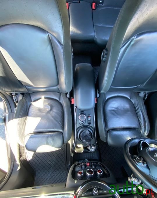 2016' MINI Clubman photo #4