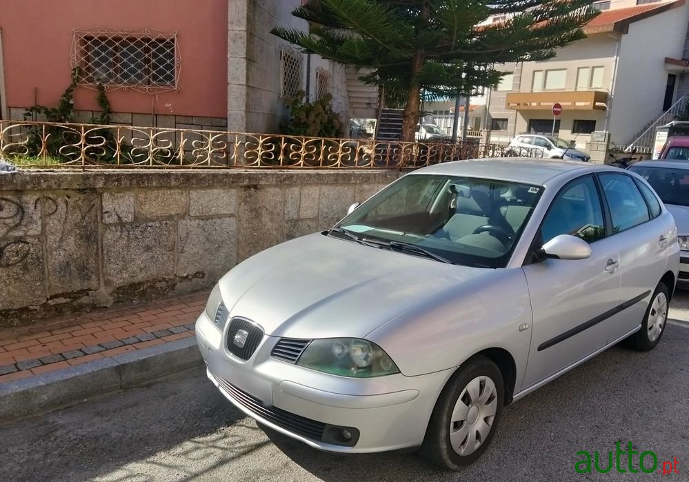 2003' SEAT Ibiza 1.2 12V Passion photo #1