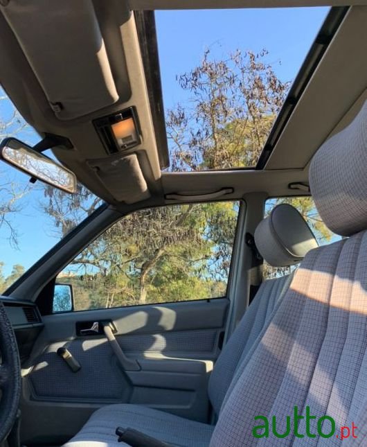 1987' Mercedes-Benz 190 2.5 photo #2