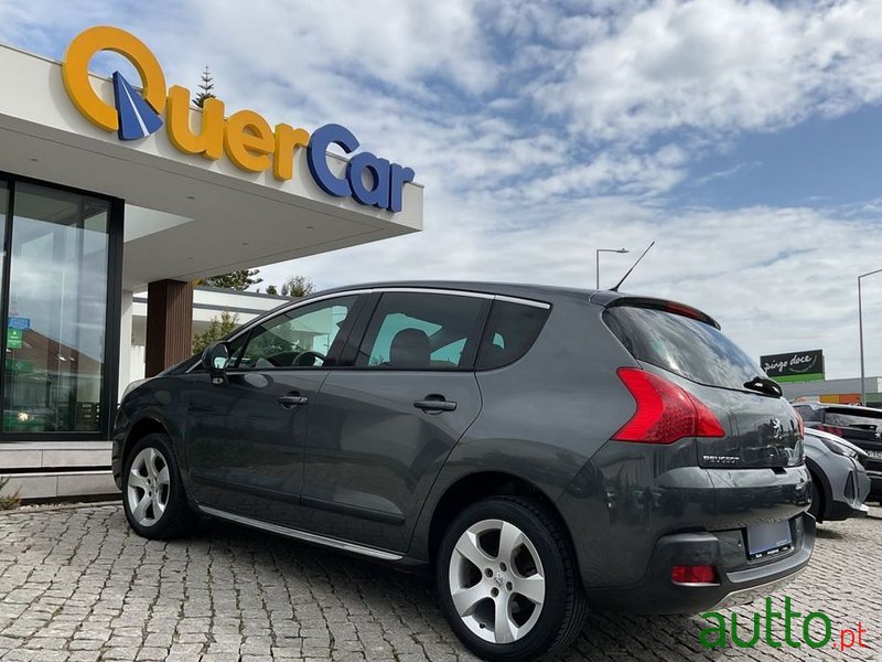 2012' Peugeot 3008 1.6 Hdi Executive photo #4