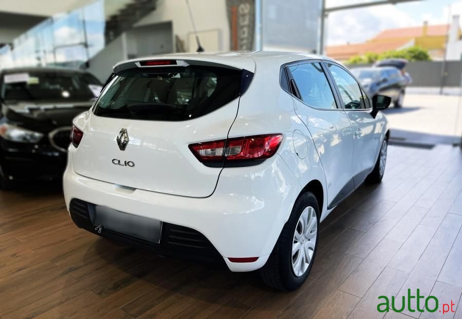 2018' Renault Clio 1.5 Dci Zen photo #4