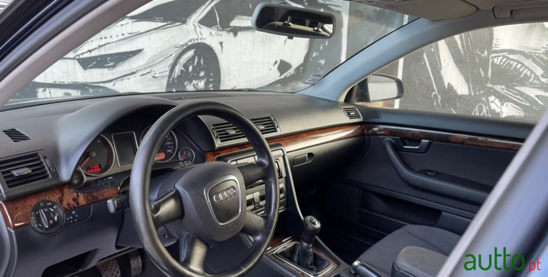 2006' Audi A4 Avant photo #3