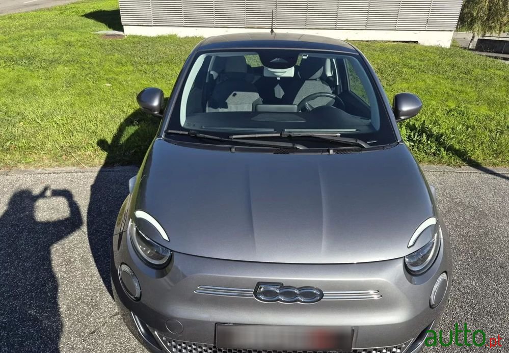 2021' Fiat 500e C Icon photo #5