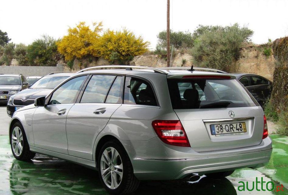 2011' Mercedes-Benz C-250 Cdi Avantgarde Be photo #1