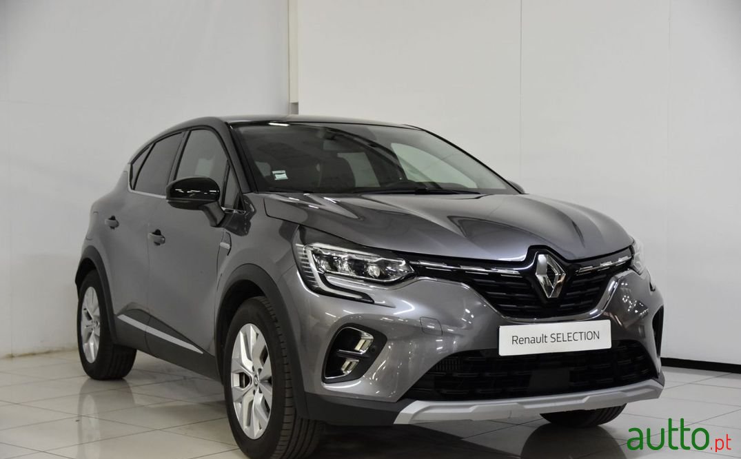 2022' Renault Captur photo #2
