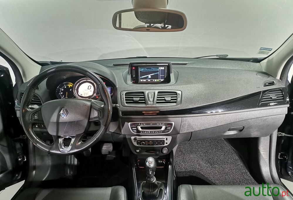 2013' Renault Megane 1.6 Dci Bose Edition photo #2