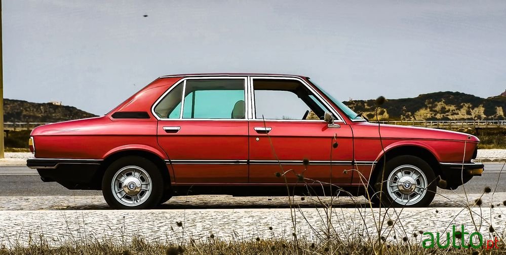 1975' BMW Série 5 photo #2