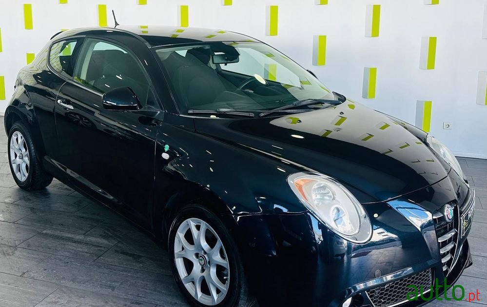 2010' Alfa Romeo MiTo 1.3 Jtdm photo #1