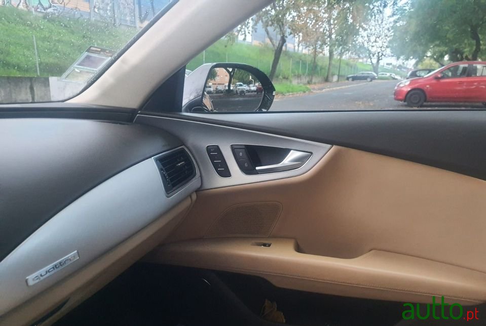 2010' Audi A7 photo #4