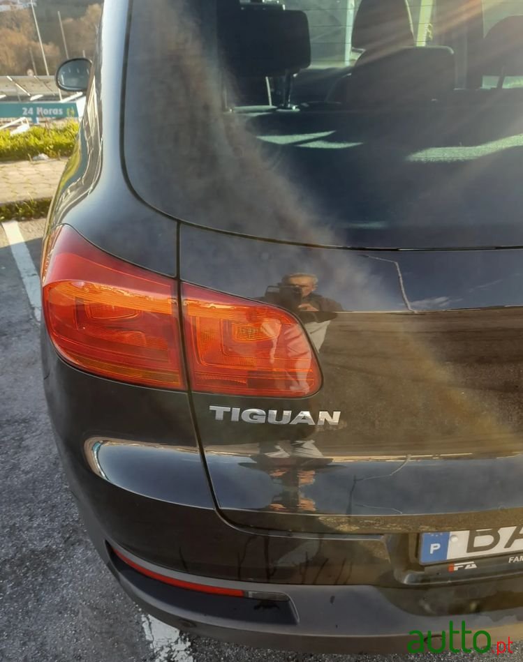 2013' Volkswagen Tiguan photo #3