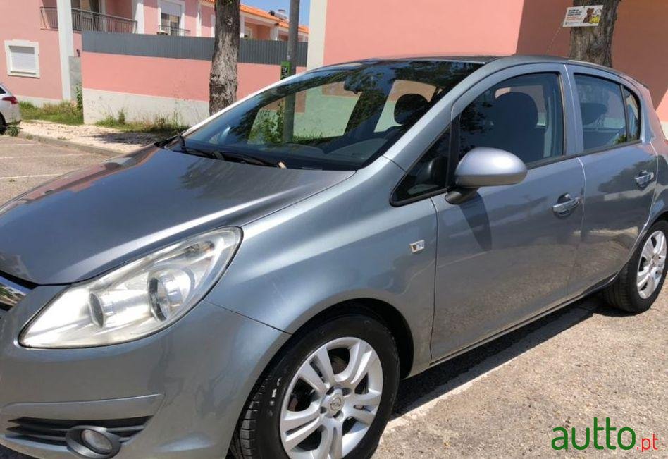 2010' Opel Corsa 1.3 Cdti Ecoflex photo #1