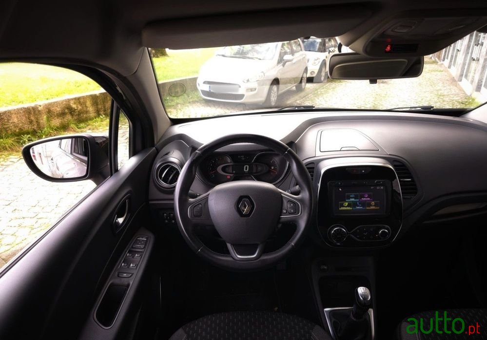 2018' Renault Captur 0.9 Tce Exclusive photo #5