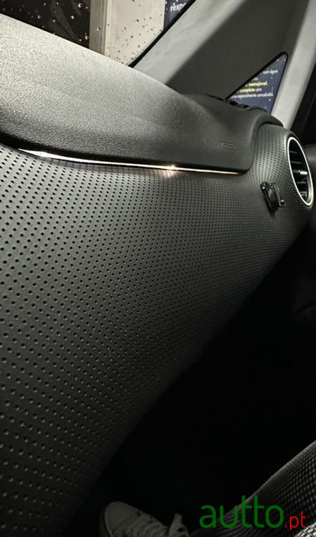 2010' Fiat Punto Evo photo #2