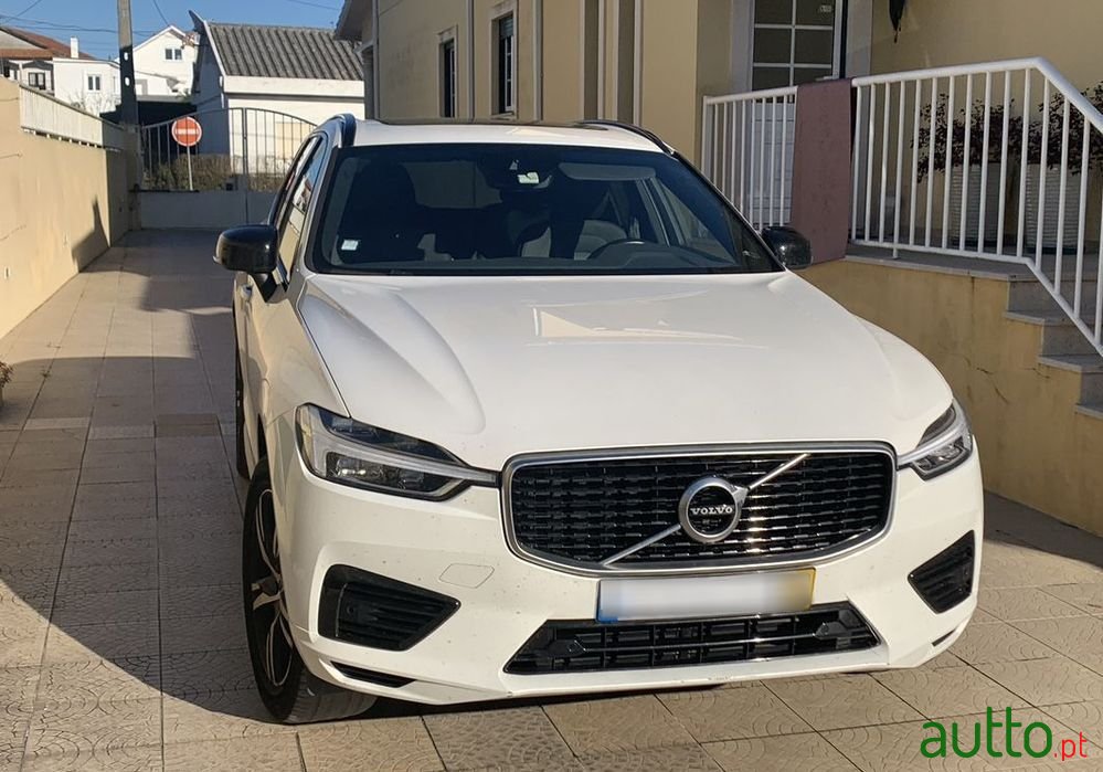 2020' Volvo Xc 60 photo #1