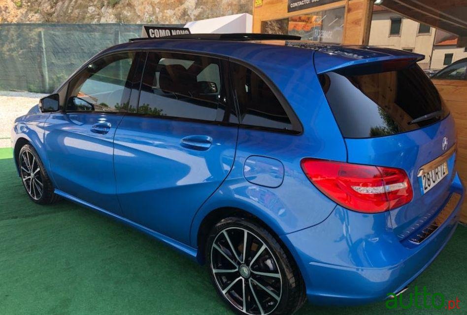 2014' Mercedes-Benz B-180 photo #1